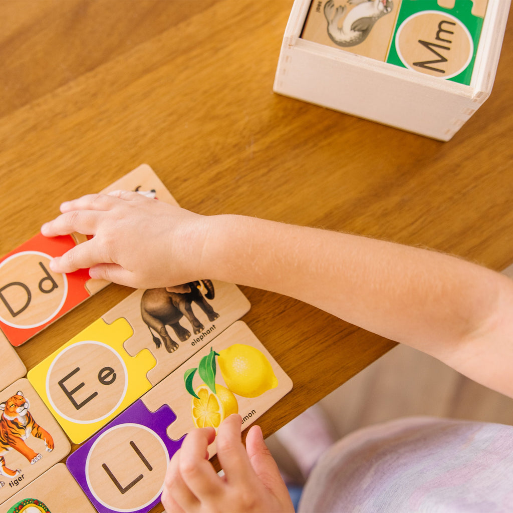 Self-Correcting Letter Puzzles