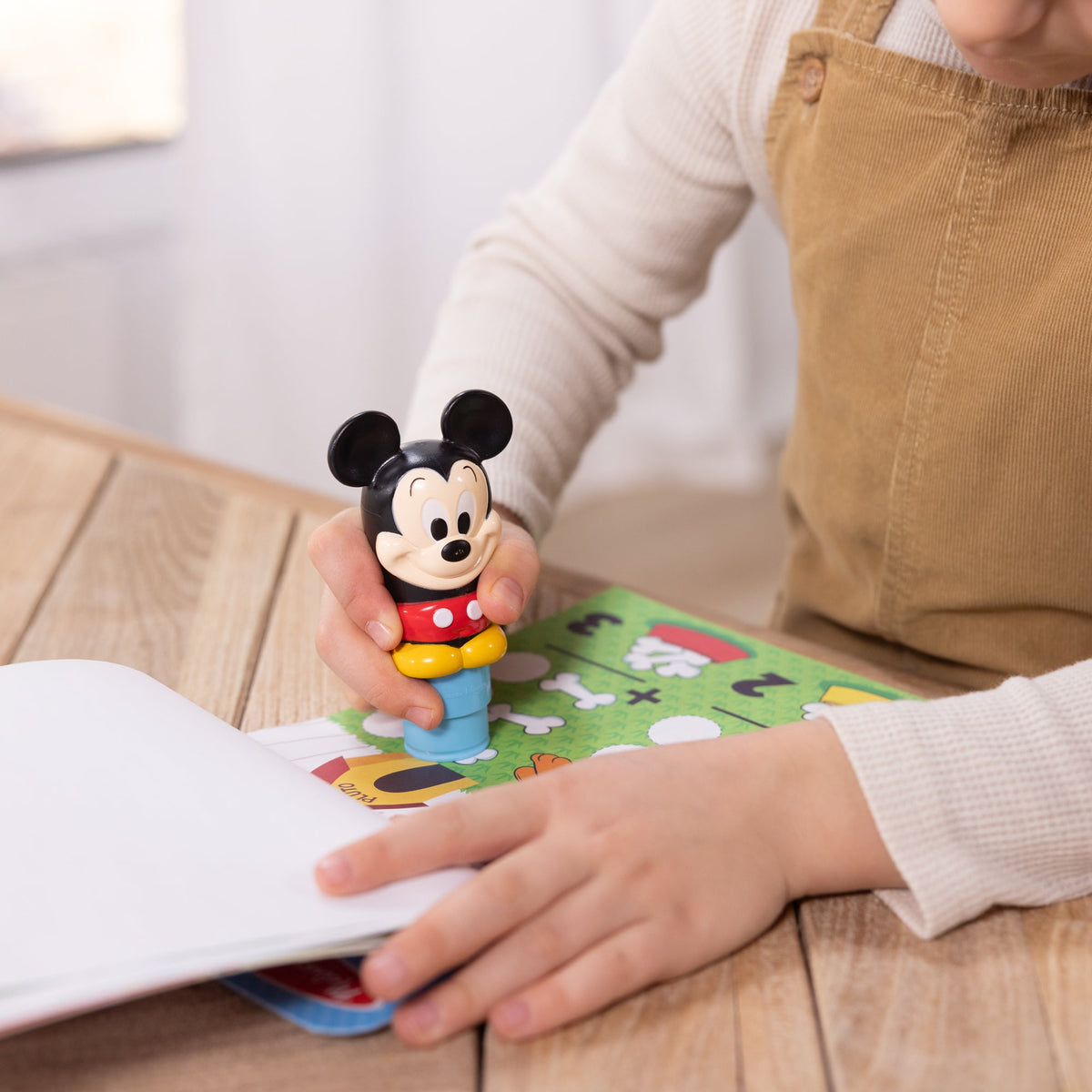 Sticker WOW! Activity Pad & Sticker Stamper - Disney's Mickey Mouse