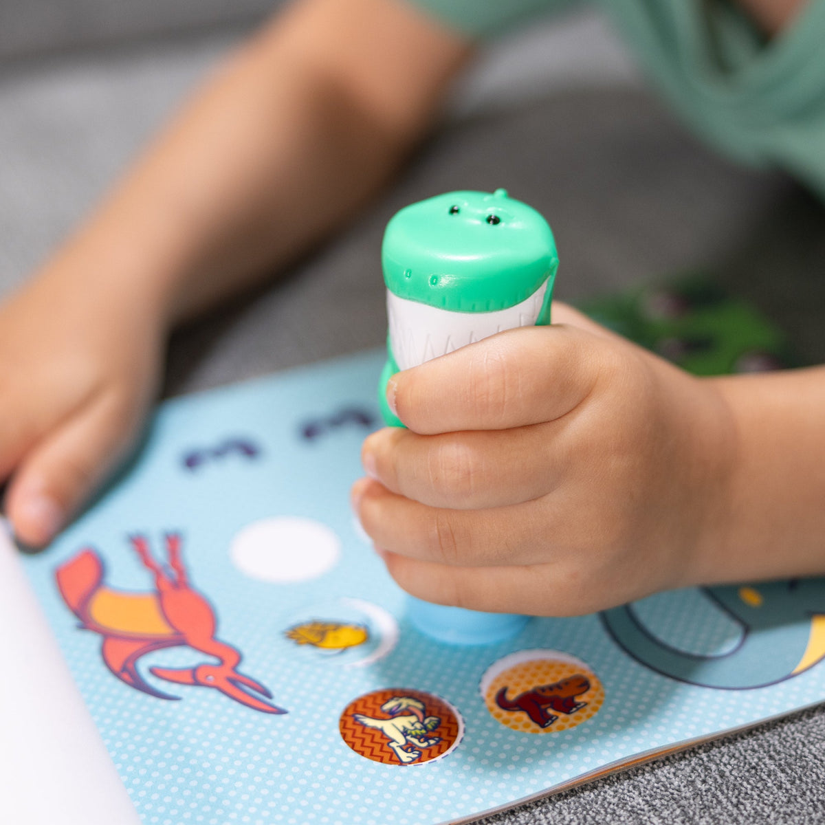 Sticker WOW!™ Activity Pad & Sticker Stamper- Dinosaur